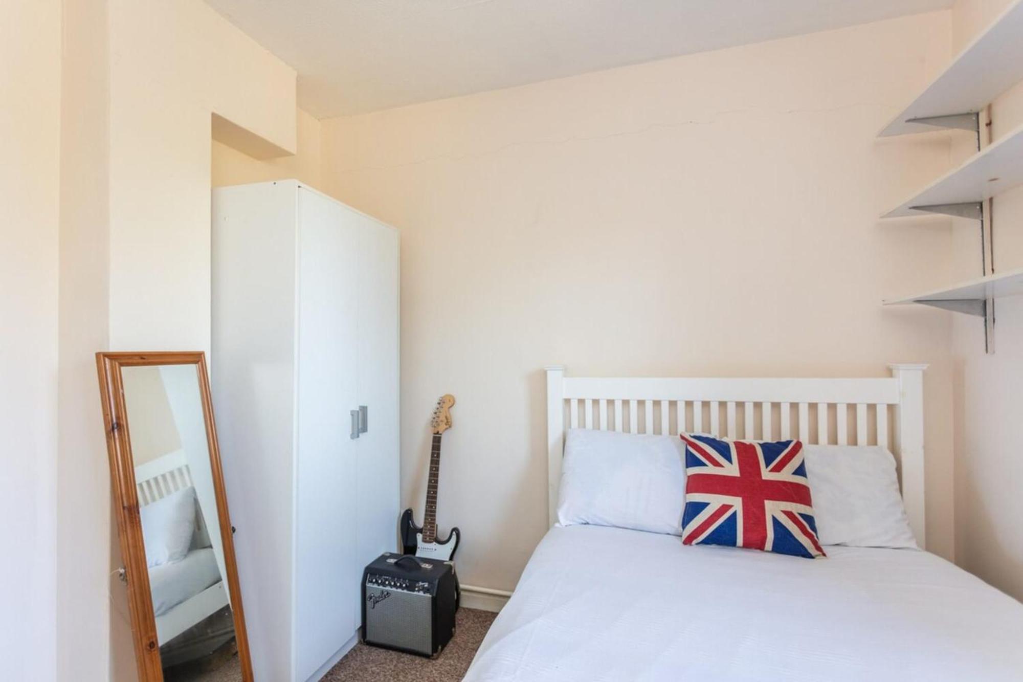 Spacious 2Bd House Wprivate Garden - Kennington! Londra Dış mekan fotoğraf