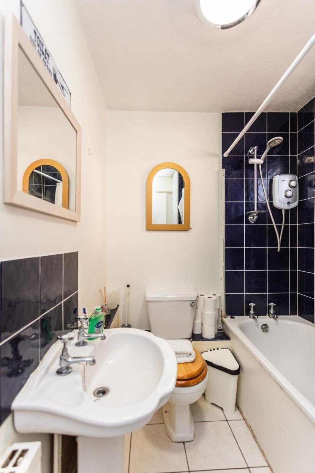 Spacious 2Bd House Wprivate Garden - Kennington! Londra Dış mekan fotoğraf